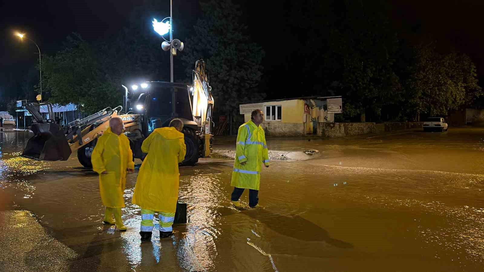 Osmaniye’de sağanak etkili oldu
