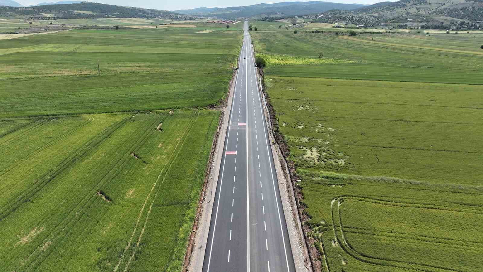 Kahramanmaraş’ta Elmalar-Çokyaşar grup yolu vatandaşların hizmetinde
