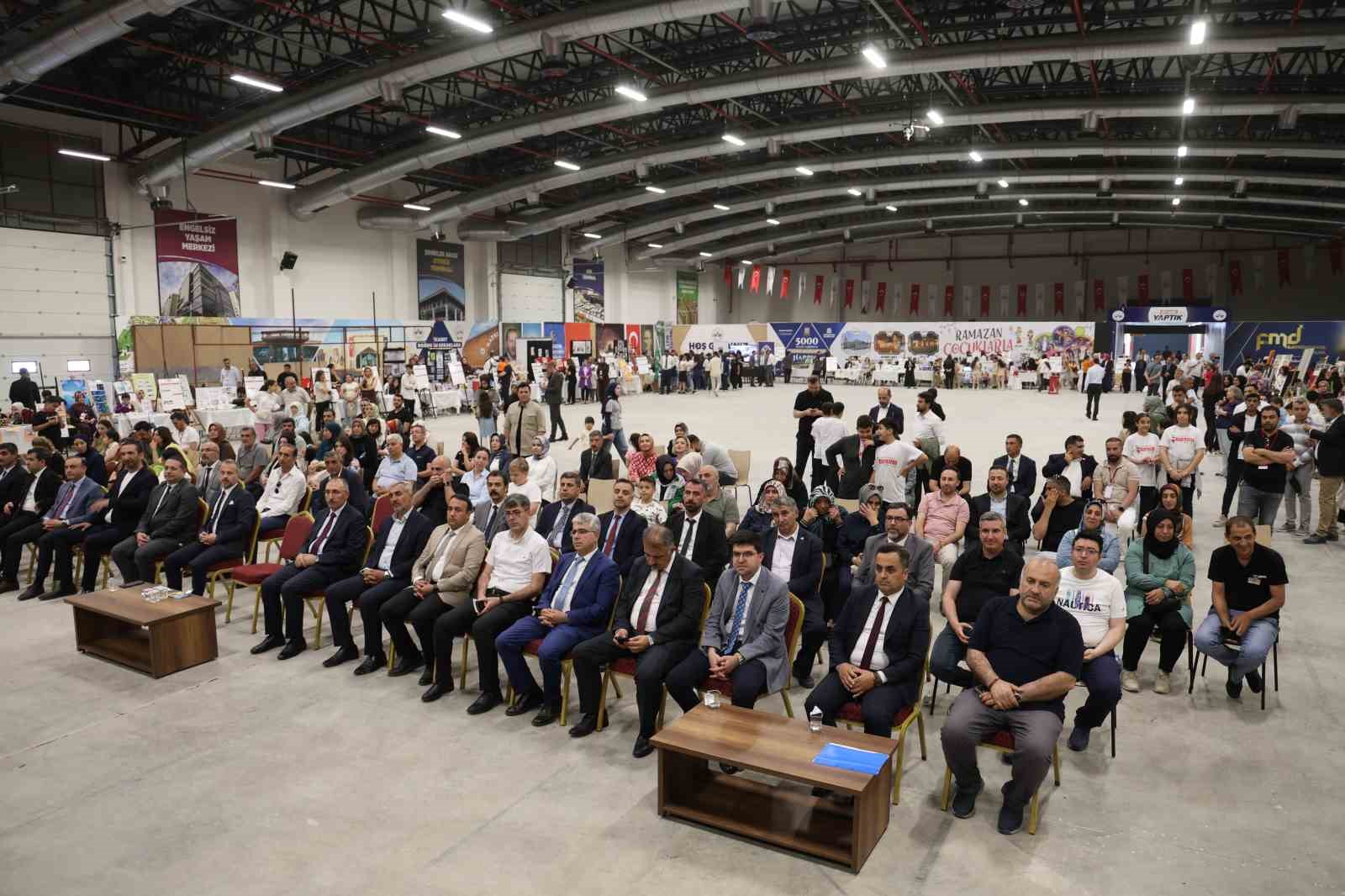 Elazığ’da "Harezmi Eğitim Modeli Yıl Sonu" şenliği
