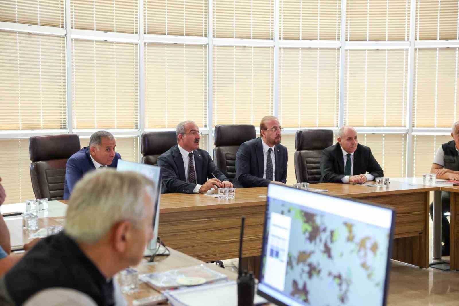 Çanakkale’de orman yangınları değerlendirme toplantısına Bakan Yardımcısı Şatıroğlu katıldı
