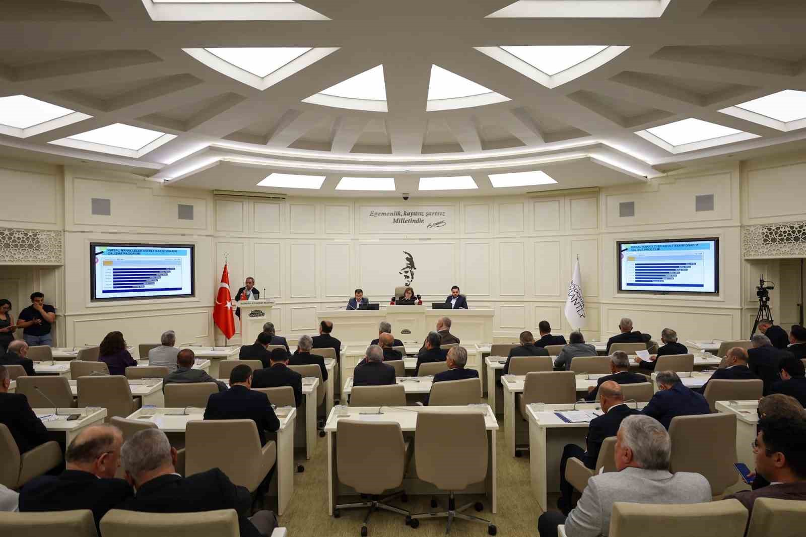 Mecliste gündem asfalt sezonu ve haşereyle mücadele
