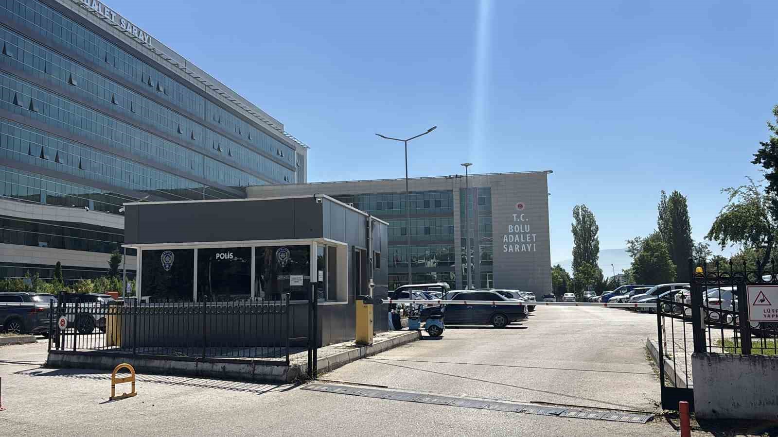 Bolu adliyesinde HSK kararnamesi: 7 isim gitti, 4 isim geldi

