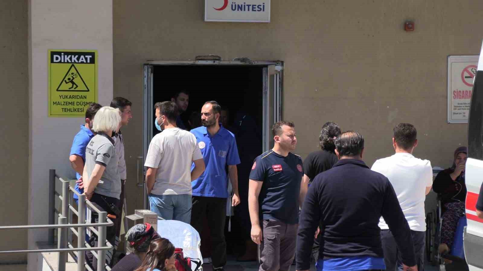 İzzet Baysal Fizik Tedavi ve Rehabilitasyon Eğitim ve Araştırma Hastanesi’nde kimyasal madde paniği: 9 kişi etkilendi
