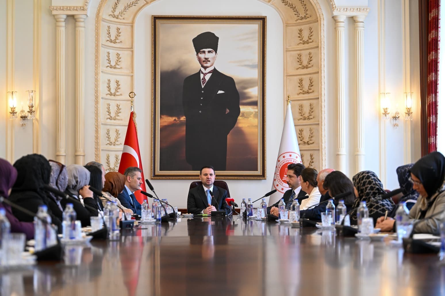 Bakan Gürlek: "Uyuşturucu madde kullanımı günümüzün en büyük sorunlarından biri"
