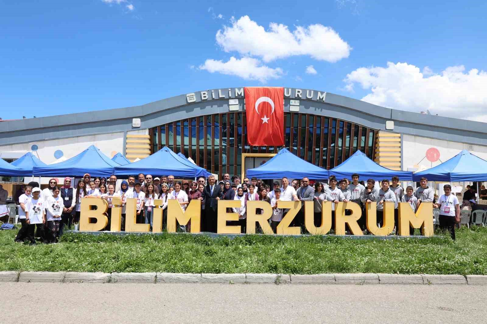 Bilim Fuarları Festivali Erzurum’da büyük bir coşkuyla gerçekleştirildi
