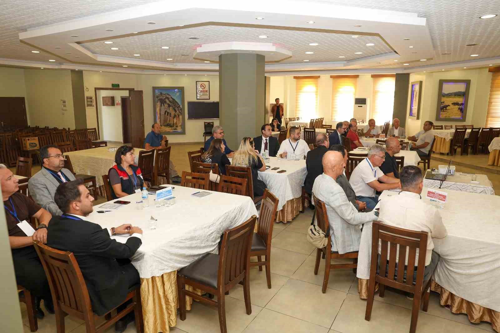 Taşköprü sarımsağının geleceği çalıştayda ele alındı
