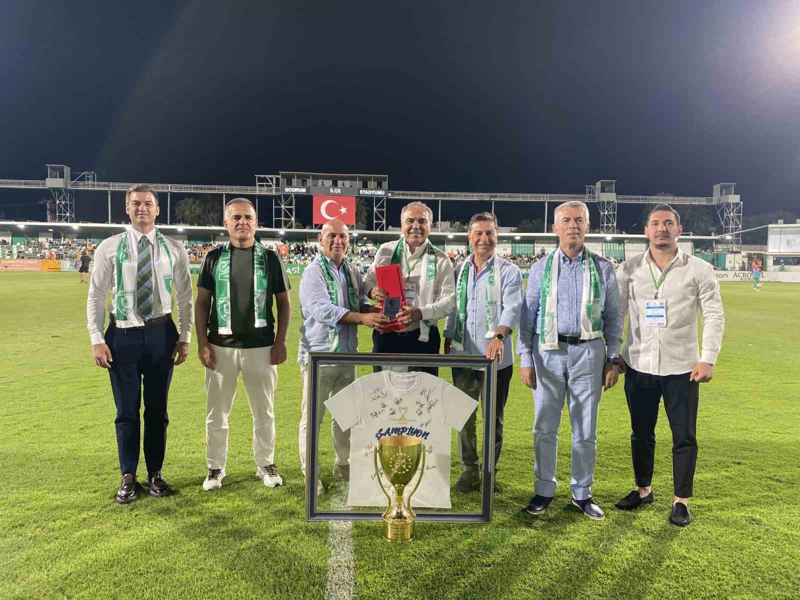 Yalıkavakspor’un Cumhurbaşkanlığı Kupası Bodrum İlçe Stadı’nda paylaşıldı
