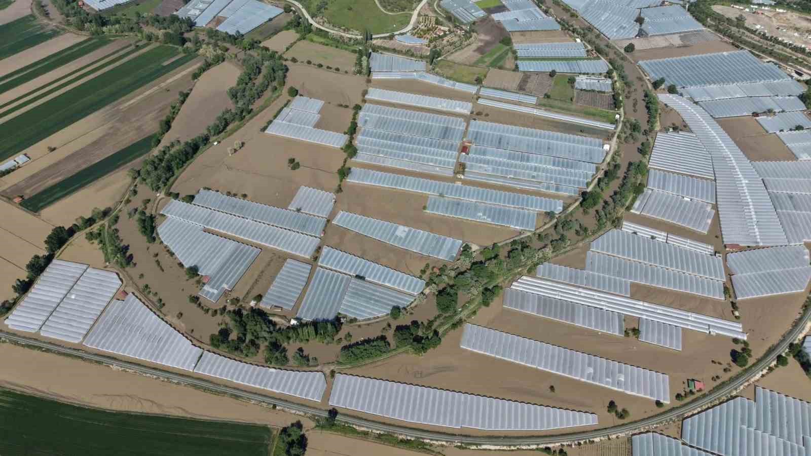 Amasya’da taşkından etkilenen çiftçilere 30 milyon TL ödeme yapıldı
