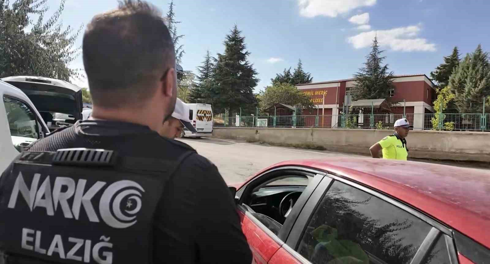 Elazığ’da ehliyetsiz sürücüye 81 bin TL ceza
